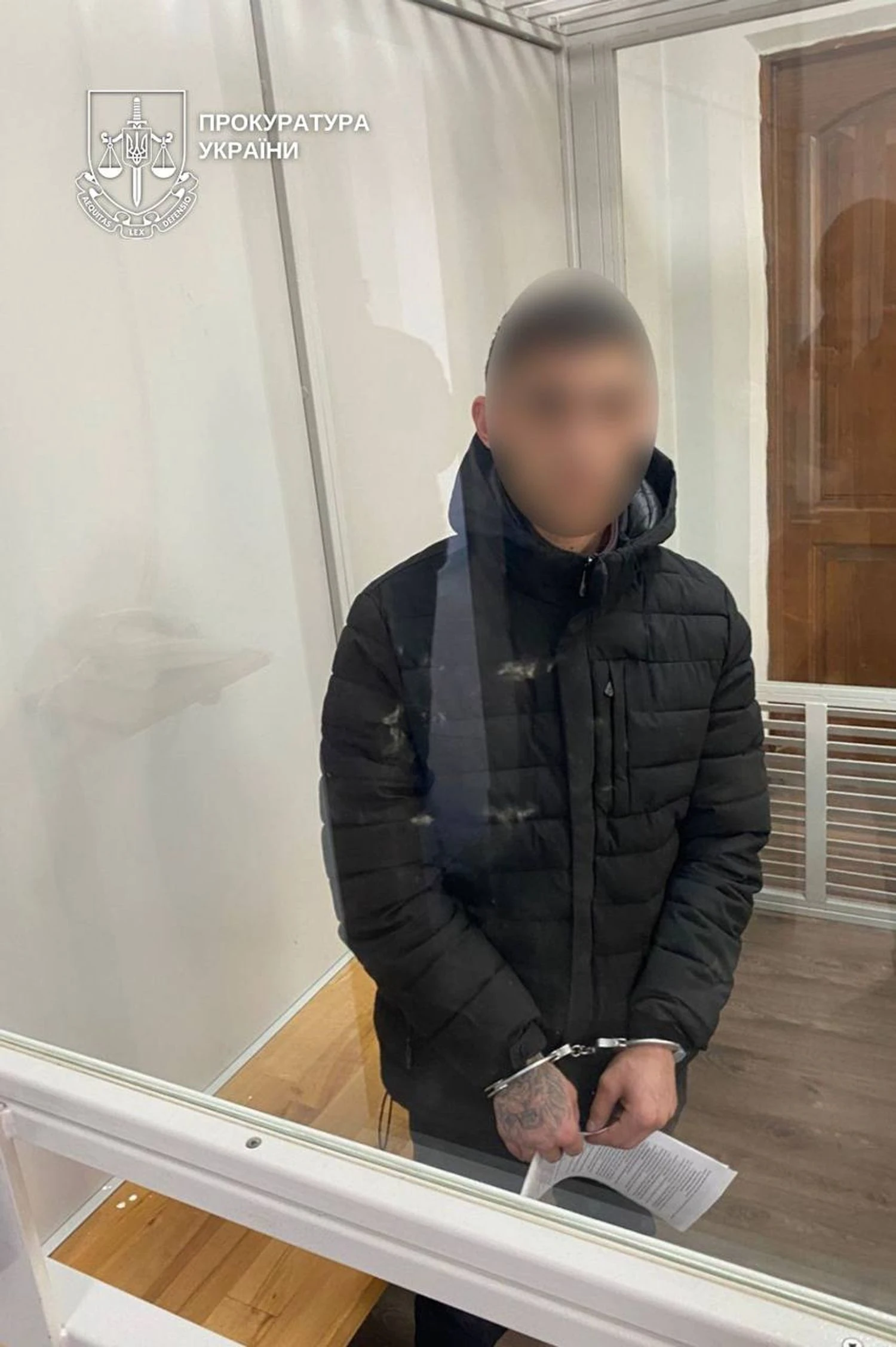 На Закарпатті взято під варту чоловіка за допомогу окупантам у реєстрації Starlink