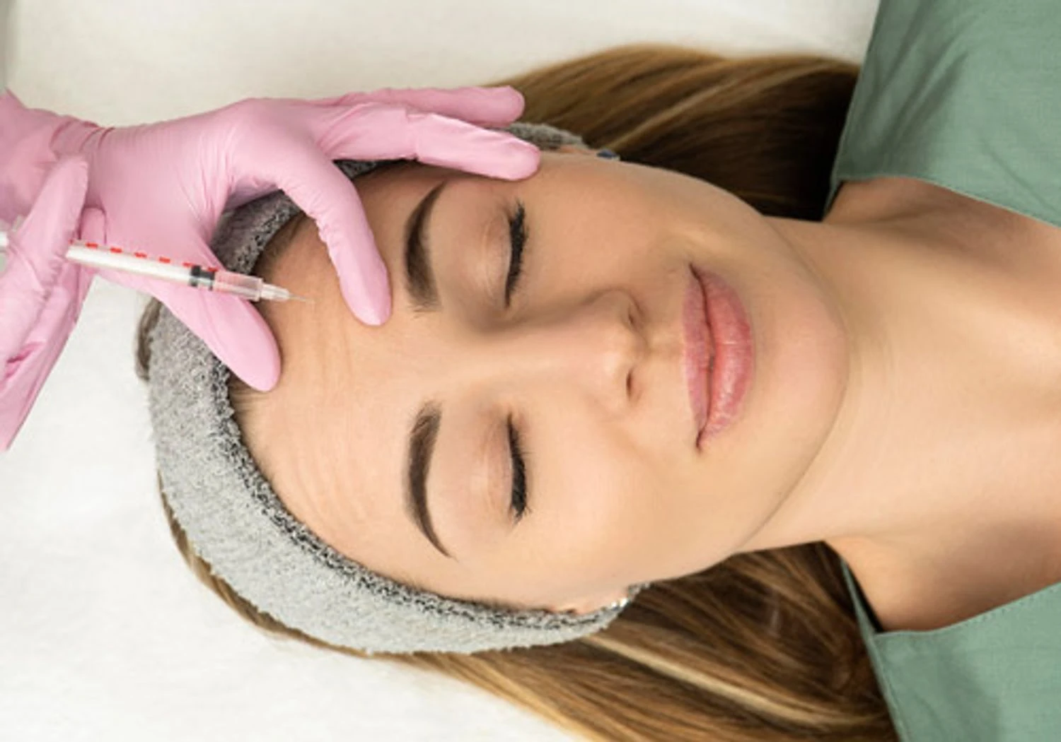 У Франції засудили українку за "нелегальні" ін