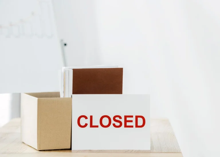 У рф щонайменше 300 тисяч підприємств можуть не пережити 2026-й через податки та війну – розвідка