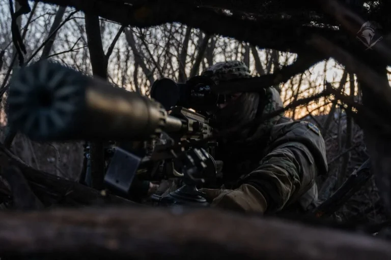 На фронті зафіксували понад 120 боїв, ворог запустив 5,9 тис. дронів – Генштаб