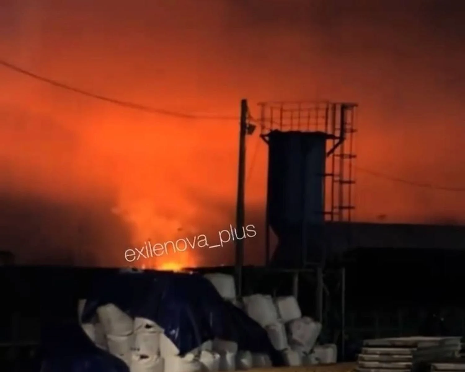 У рф заявили про нову атаку дронів - під ударом знову порт усть-луга