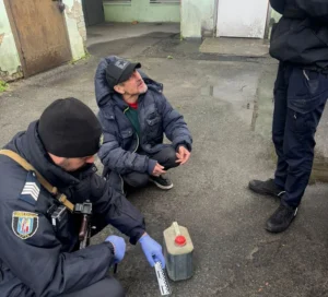 Намагався підпалити автомобіль нардепа Ігоря Гузя - у Києві затримали жителя Луганщини