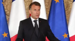 Макрон очікує прогресу від Угорщини щодо кредиту Україні на 90 мільярдів євро