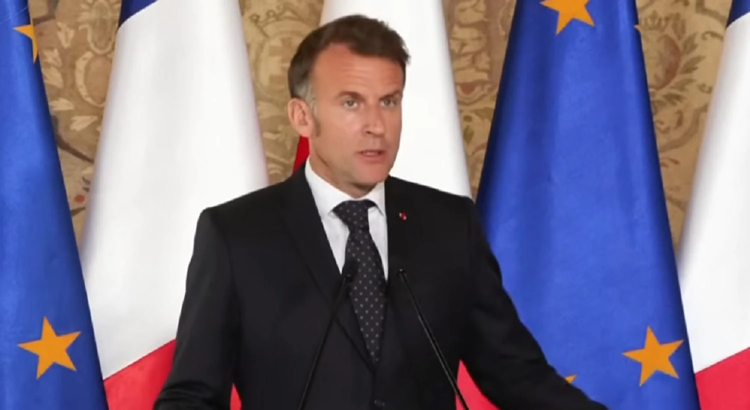 Макрон очікує прогресу від Угорщини щодо кредиту Україні на 90 мільярдів євро