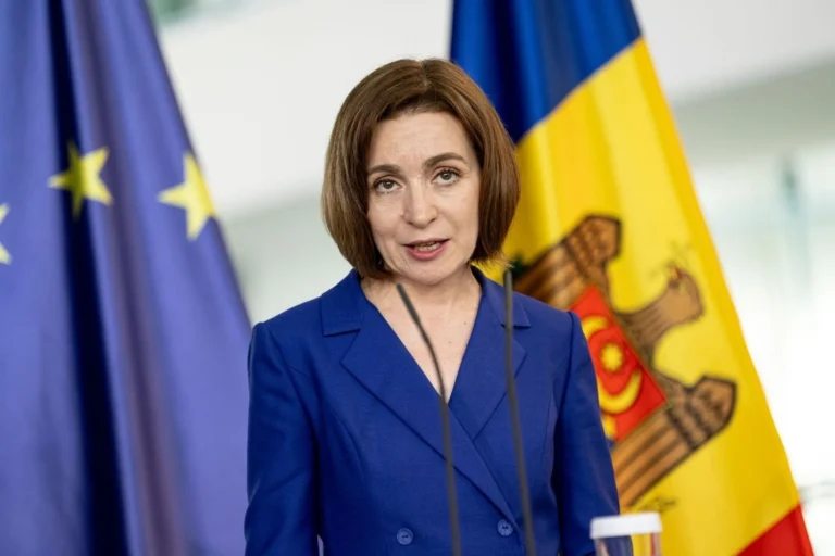 Санду підтвердила, що кремль може використати паспортизацію Придністров’я для війни проти УкраїниСанду вважає, що рф спростила видачу паспортів у Придністров’ї для мобілізації людей на війну. Мешканці регіону масово обирають
громадянство Молдови.Політика • 20:59 • 570 перегляди