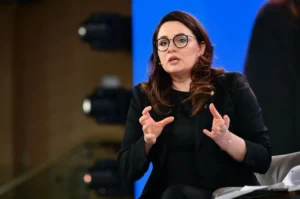 Закупівлі, ціни і будівництво біля аеродромів - Свириденко роз