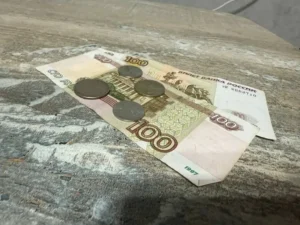 Економіка рф стрімко погіршується через податки, санкції та закриття бізнесів - розвідка