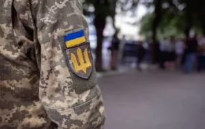 Під Києвом співробітників ТЦК, ймовірно, піймали на хабарі. В обласному ТЦК кажуть, що розпочали службове розслідування