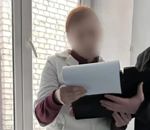 Не діагностувала пневмонію під час огляду - столична лікарка піде під суд після смерті 8-річної дівчинки