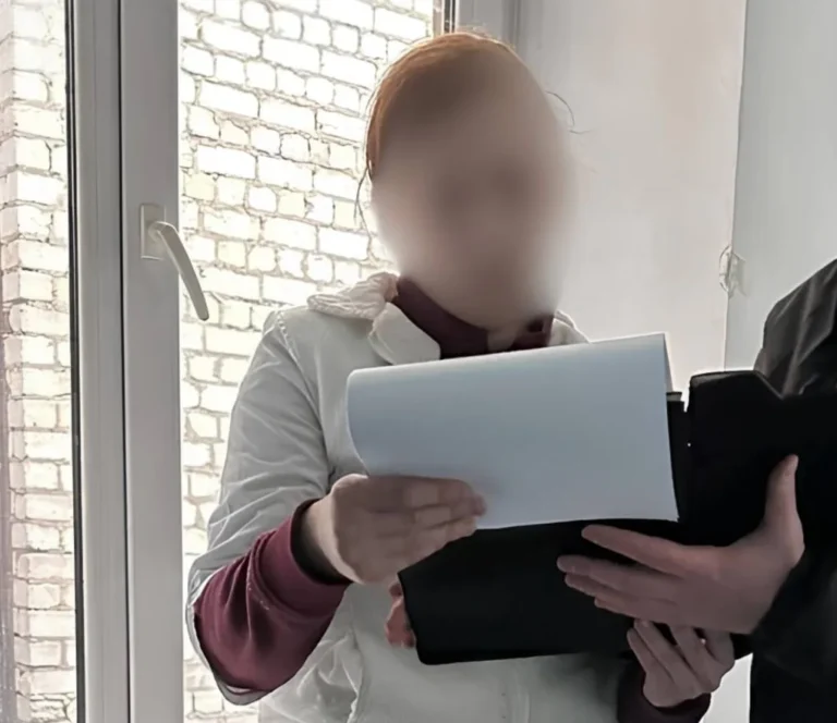 Не діагностувала пневмонію під час огляду – столична лікарка піде під суд після смерті 8-річної дівчинки