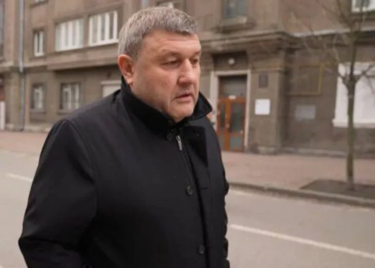 З нардепа від “Слуг народу” Литвиненка стягнуть 7 млн гривень на користь держави за елітні авто