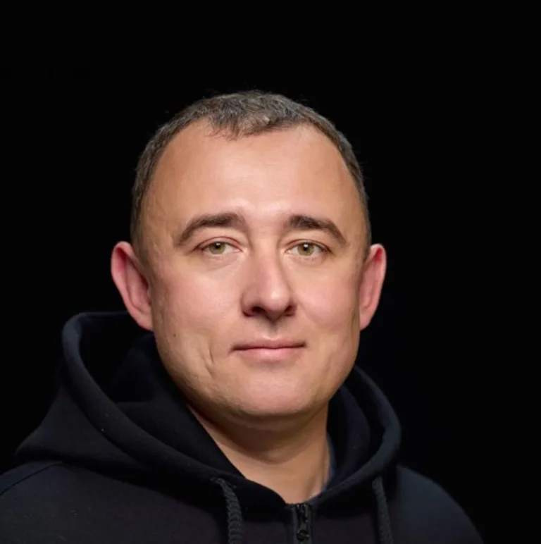 Олександр Закусило став заступником у Мінцифри – озвучено напрями його работиКабмін призначив Олександра Закусила заступником голови Мінцифри. Він відповідатиме за запуск еАкцизу, еСуду та розвиток державних
цифрових систем.Суспільство • 15 травня, 15:37 • 3116 перегляди