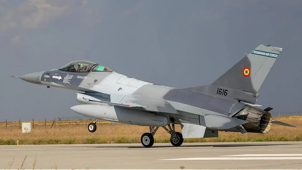 Румунія піднімала у повітря винищувачі F-16 через атаку рф на Україну