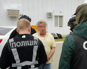 "Брали" до 20 тис. доларів за вигадану інвалідність і виїзд за кордон - на Київщині викрили лікарів братів-близнюків