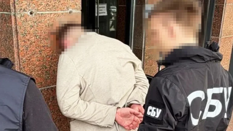 СБУ викрила вісім схем для ухилянтів вартістю до 15 тисяч доларів