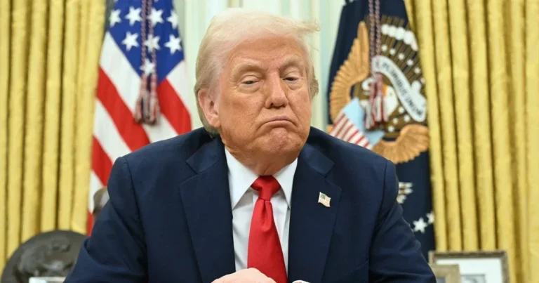 Новий візит Трампа до лікарів посилив питання щодо його здоров’я – Bloomberg
