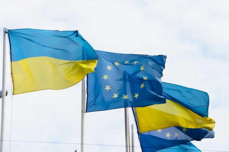 Україна на шляху до початку офіційних переговорів про членство в ЄС вже у червні, Угорщина сигналізує про готовність – PoliticoУгорщина готова розблокувати початок переговорів про вступ України до ЄС 15 червня. Сторони досягли прогресу у питанні прав
національних меншин.Політика • 2 червня, 12:14 • 28652 перегляди