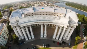 Відкритий лист Зеленського до путіна офіційно поширять в ООН, ОБСЄ та Раді Європи - МЗС