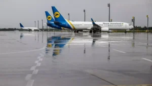 Рекордні податки, відʼємна рентабельність і тиск на бізнес: українська авіагалузь працює на межі можливостей