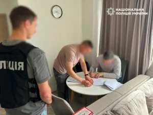 За схему виїзду за кордон на "музичні гастролі" підозру отримав не лише ексочільник Мінкульту - з
