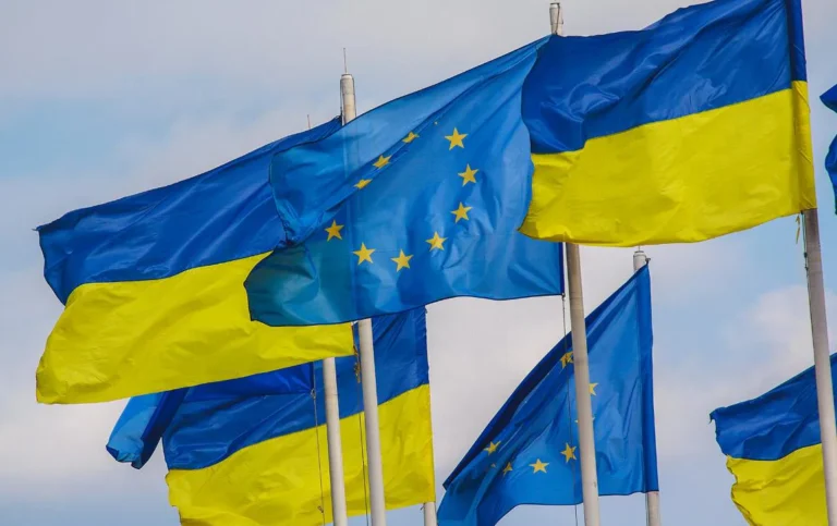 Україна отримала перший транш у 3,2 млрд євро за кредитом від ЄС – куди підуть гроші