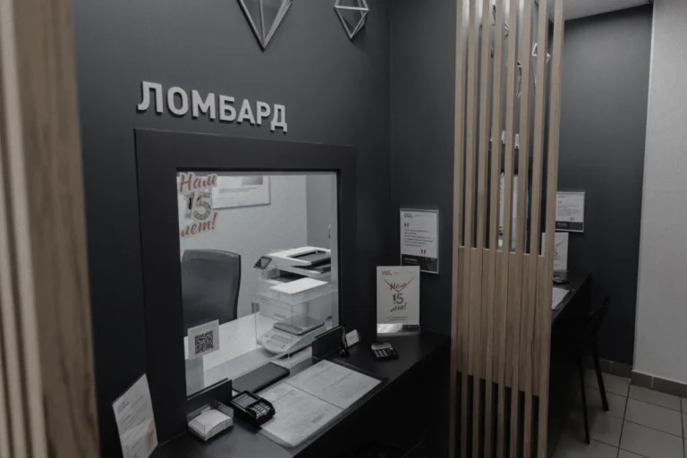 У росії зростає боргове навантаження – прострочені мікропозики та попит на ломбарди збільшуються