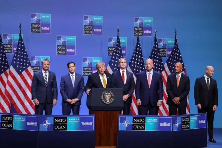 Трамп не вважає, що війна з Іраном "почнеться знову"Президент США Дональд Трамп заявив, що не думає, що війна з Іраном почнеться заново, незважаючи на сумніви щодо стійкості режиму
припинення вогню. Він підкреслив, що удари США були значно сильнішими за іранські.Світ • 8 липня, 18:16 • 3740 перегляди