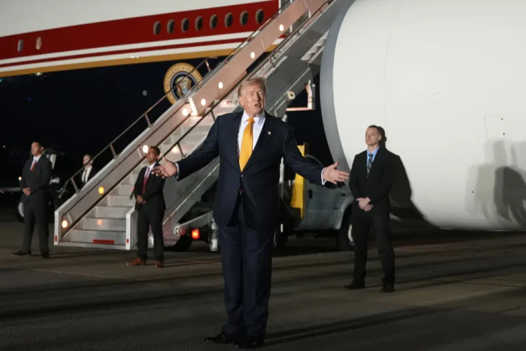 Трамп: Іран просив про угоду після ударів США, але я не знаю, чи вони гідні