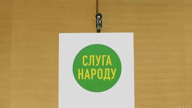 Без Федорова, але з Ченцовим, Кімом та Масловим – у “Слузі народу” розказали, хто претендує на посади в новому уряді
