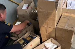 На Закарпатті викрили спробу контрабанди брендових парфумів на понад 500 000 гривень