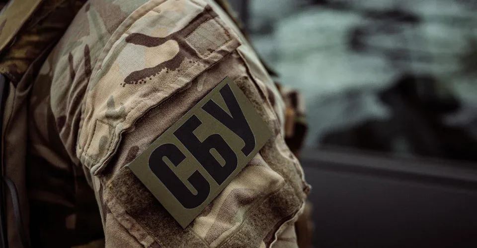 У Чернігові військовим на блокпосту намагалися передати замасковану під бургер з McDonald