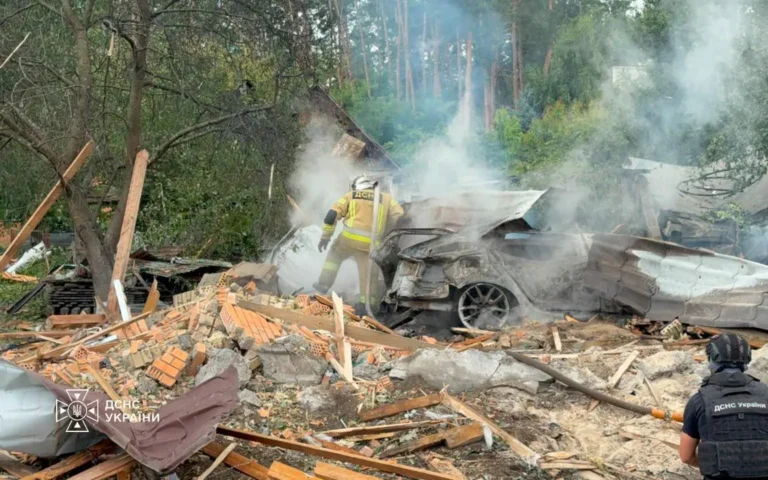Удар по полігону на Київщині: відомо про 10 загиблих і близько сотні поранених