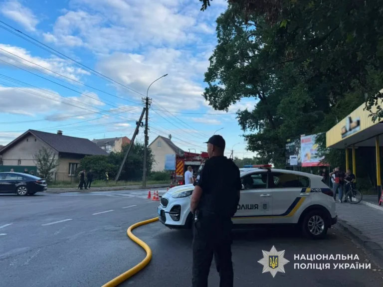 В Ужгороді озброєний чоловік влаштував стрілянину в Шахтинському лісі, поліція проводить спецоперацію