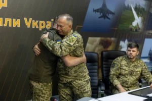 "Нехай кожне рішення наближає Україну до миру" - Сирський передав повноваження Головнокомандувача ЗСУ Драпатому