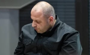 "Зможемо зробити ще більше": новий керівник СЗР Умєров пообіцяв посилити спроможності розвідкиРустем Умєров, призначений головою Служби зовнішньої розвідки, заявив про намір посилити міжнародну співпрацю. Він планує
реалізовувати стратегічні ініціативи Президента, зокрема Drone Deal та програму Freya.Війна в Україні • 21:32 • 2460 перегляди